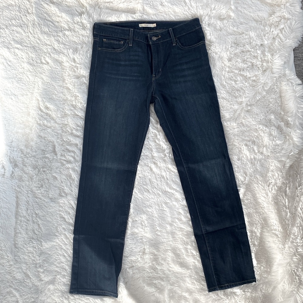 Levi’s 712 slim fit ladies jeans